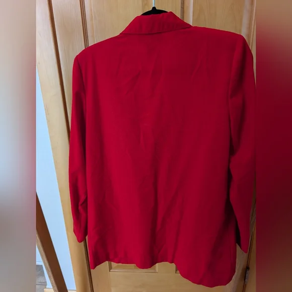 Sag Harbor Bold Red Women's Blazer - Picture 9 of 9